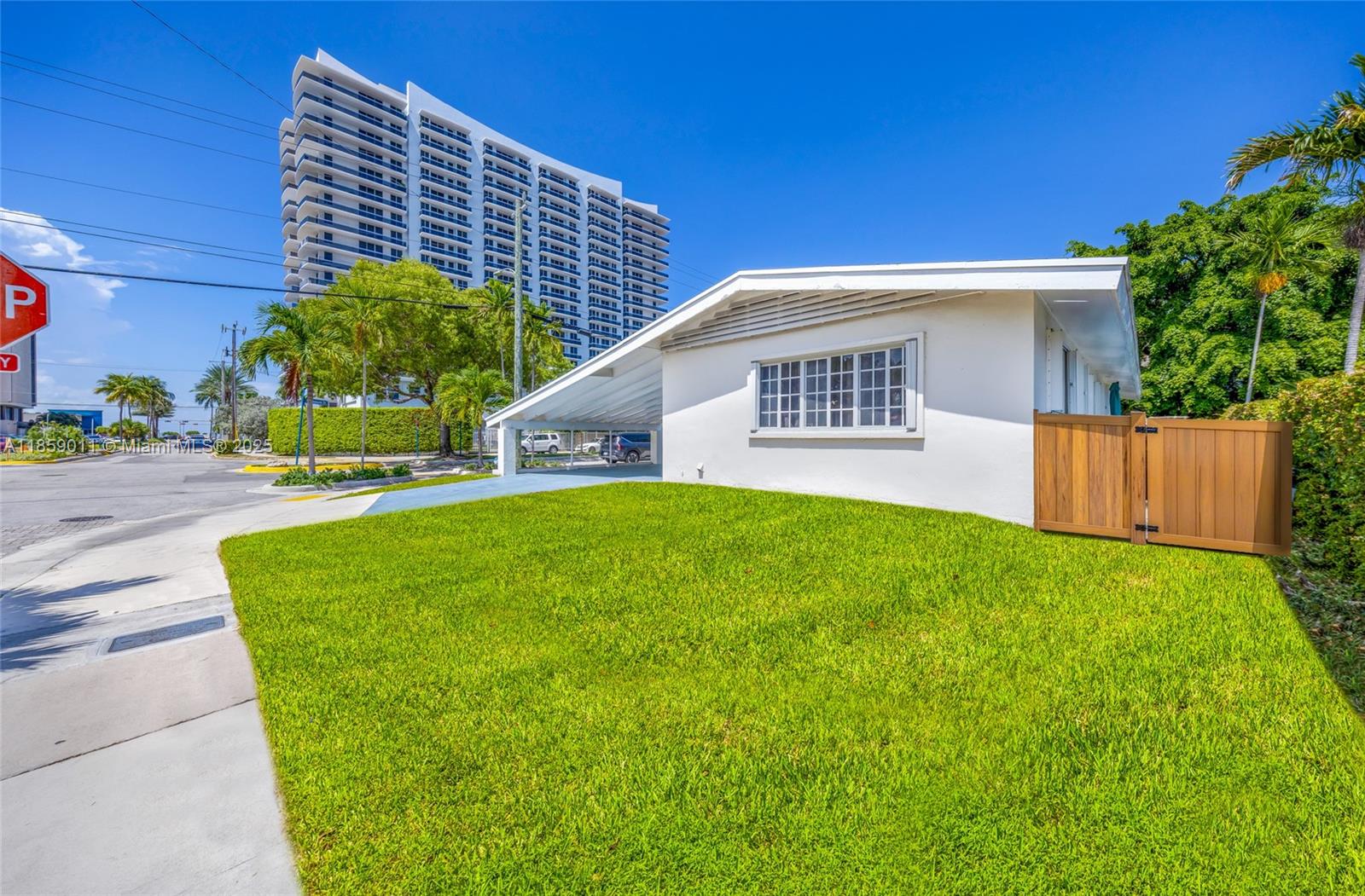 1700 N Treasure Dr North Bay Village, FL 33141