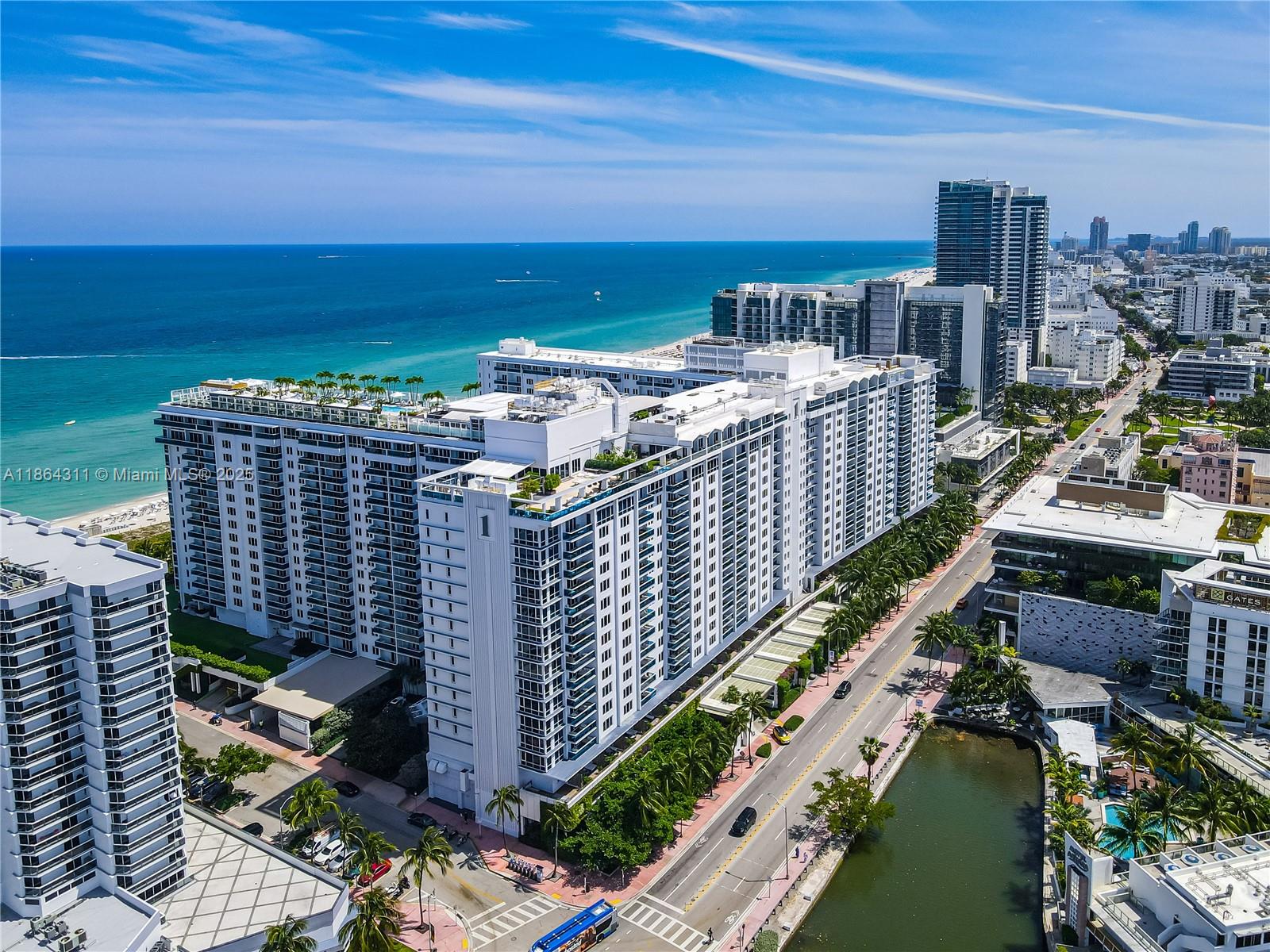 2301 Collins Ave #542