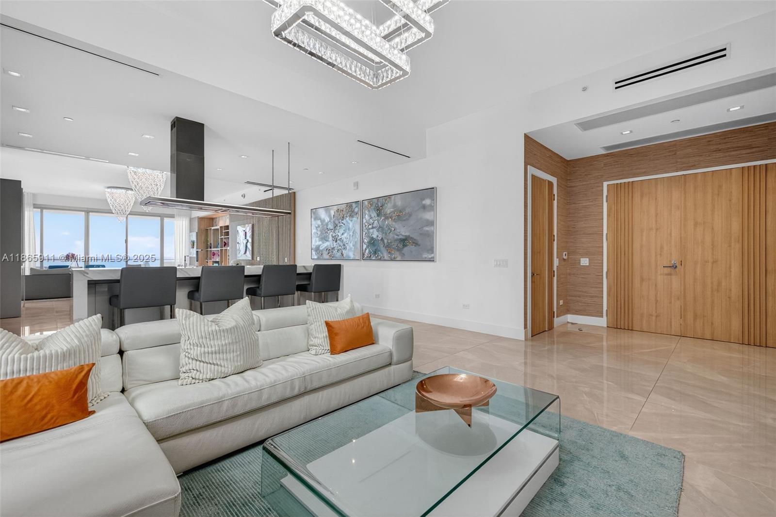 image Turnberry Ocean Club15