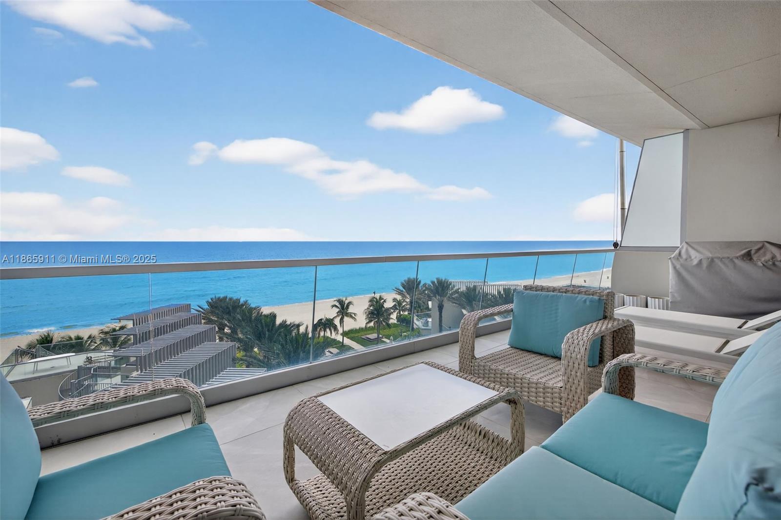 image Turnberry Ocean Club32