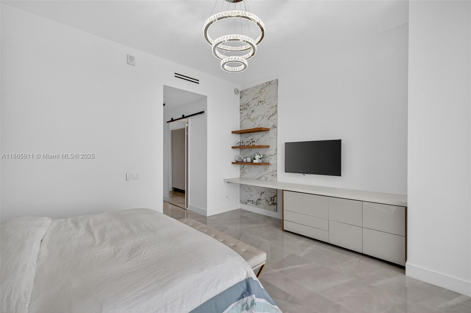 image Turnberry Ocean Club38