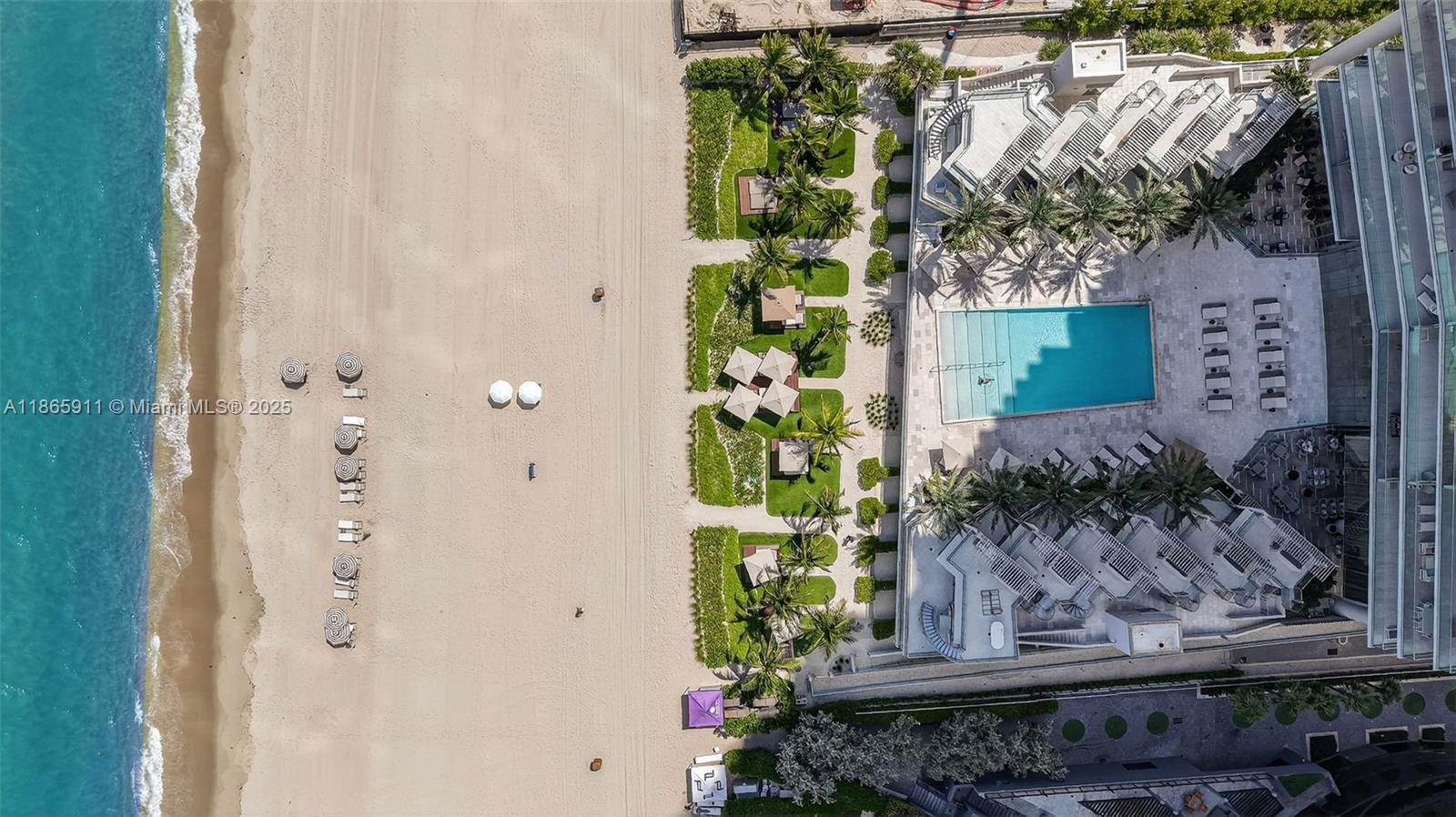 image Turnberry Ocean Club73