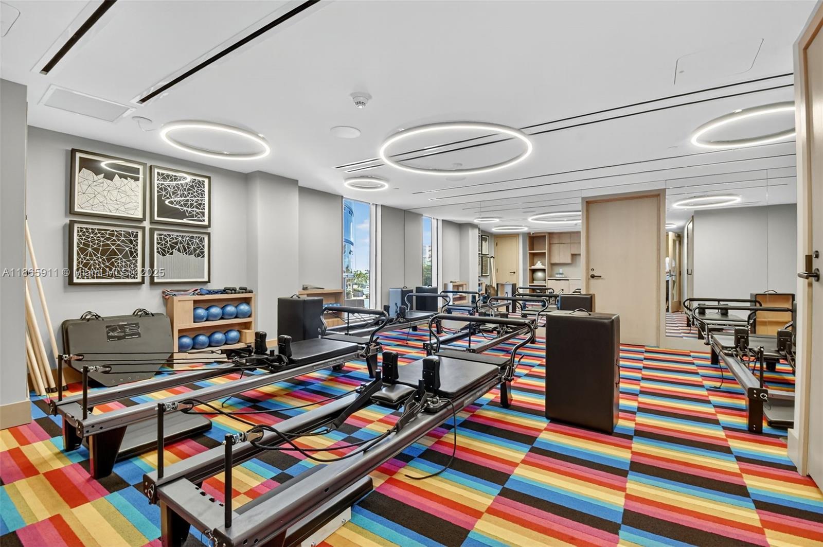 image Turnberry Ocean Club87