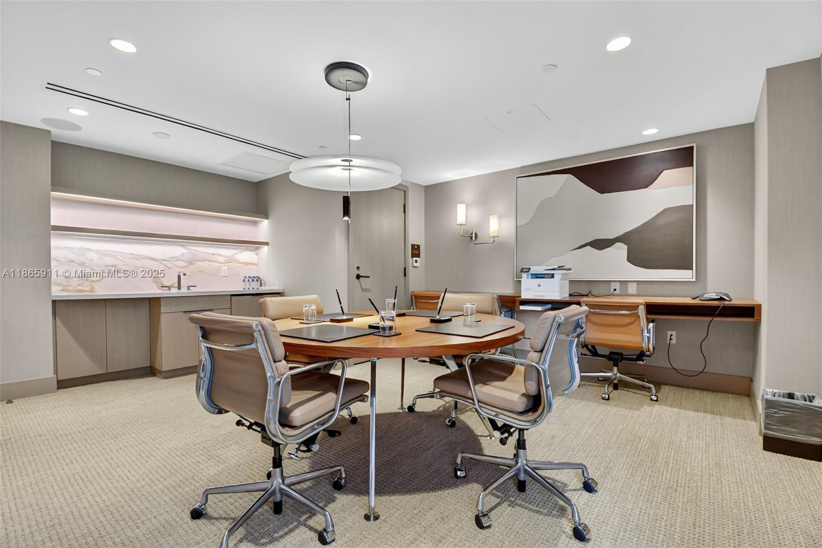 image Turnberry Ocean Club89