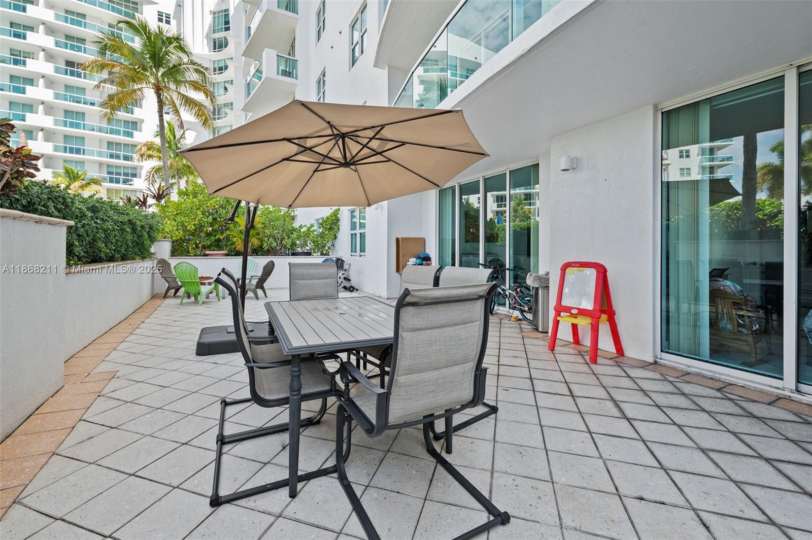 7900 Harbor Is Dr #509