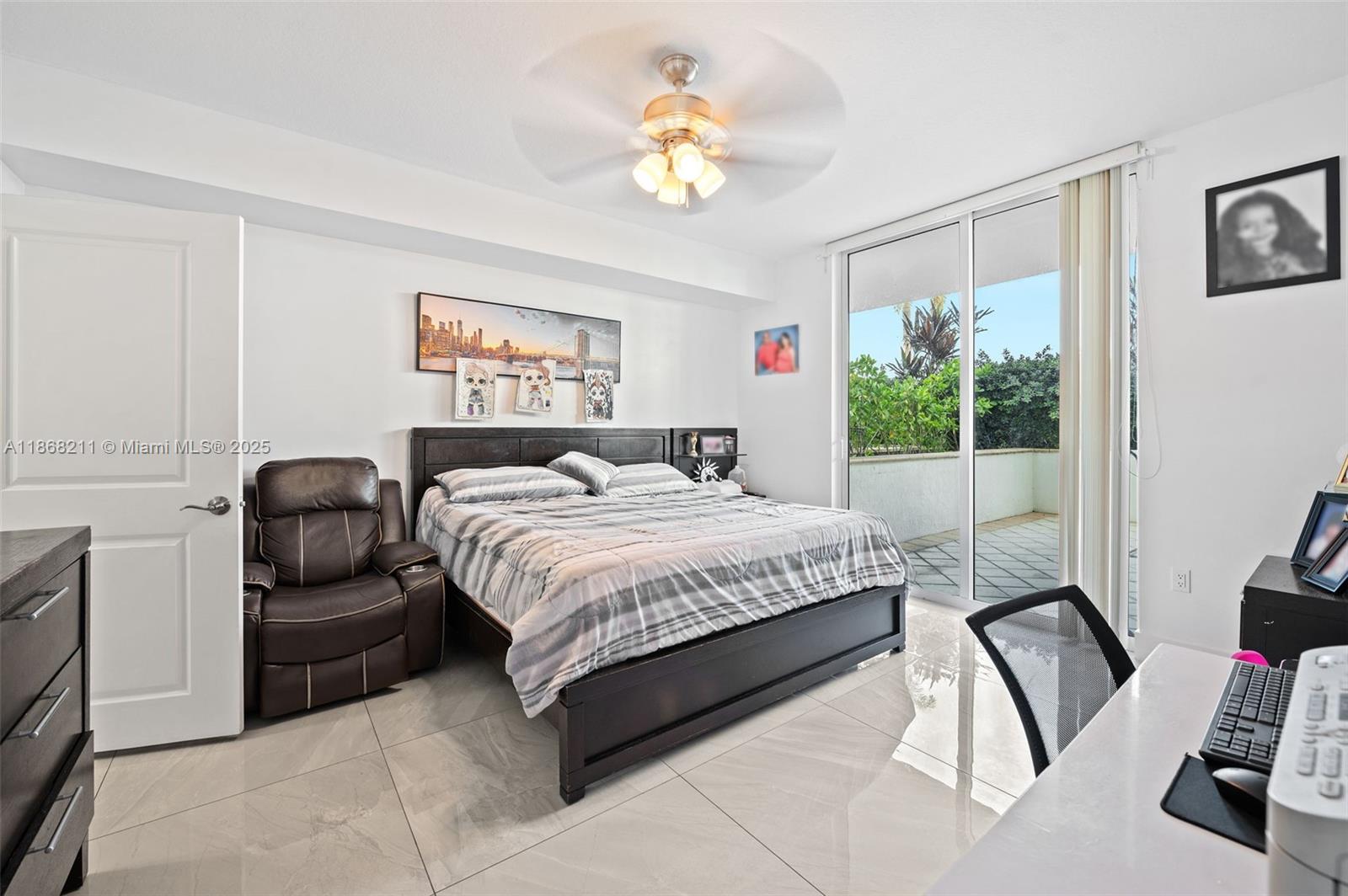 image 360 Condominium11