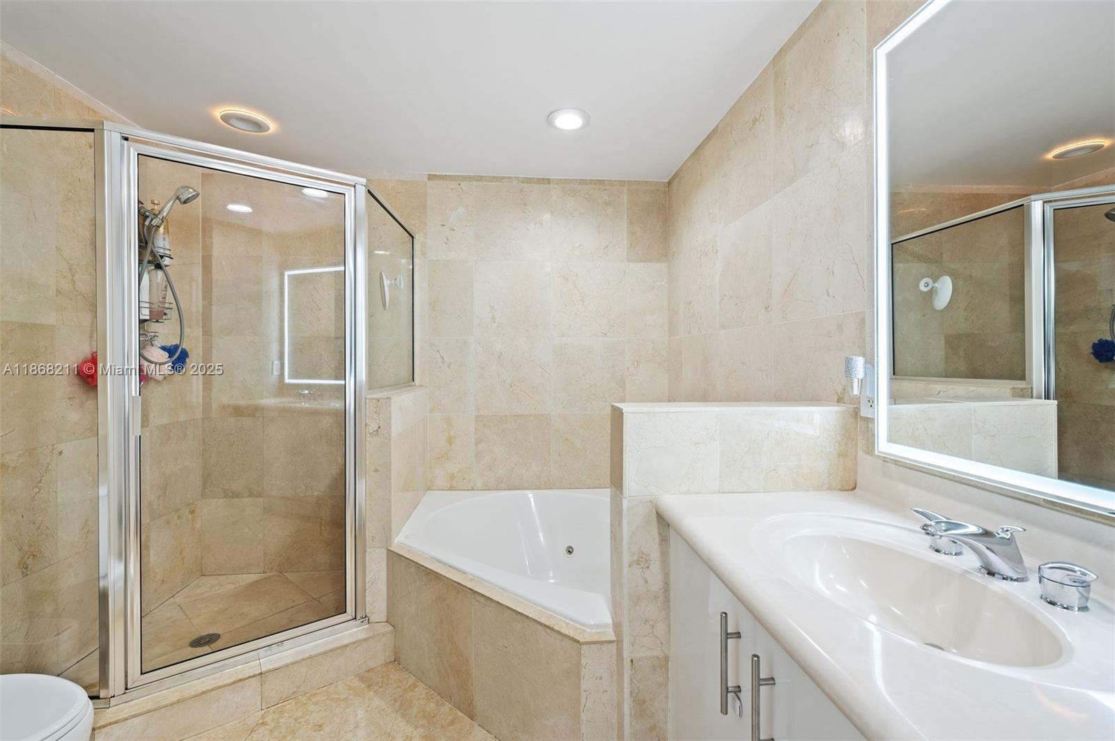 image 360 Condominium13