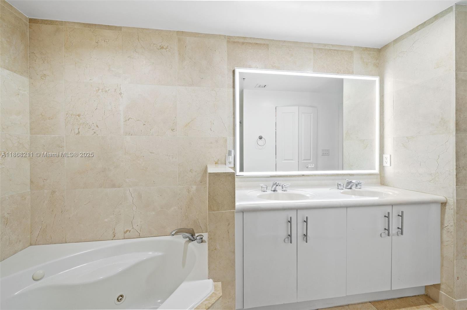 image 360 Condominium14