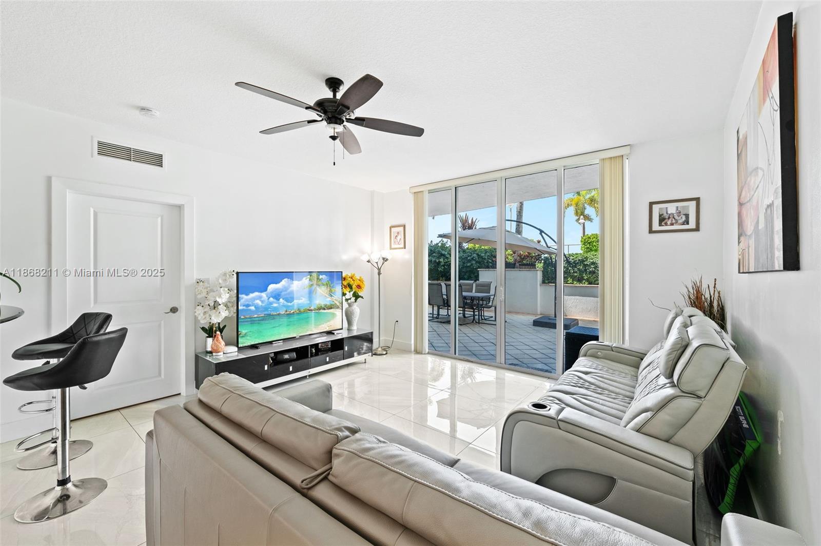 image 360 Condominium2