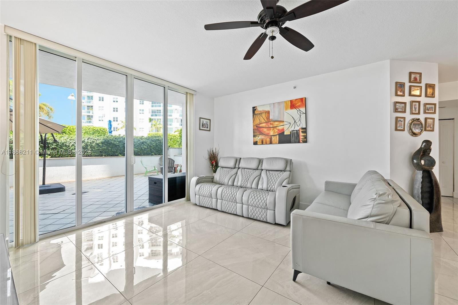image 360 Condominium3