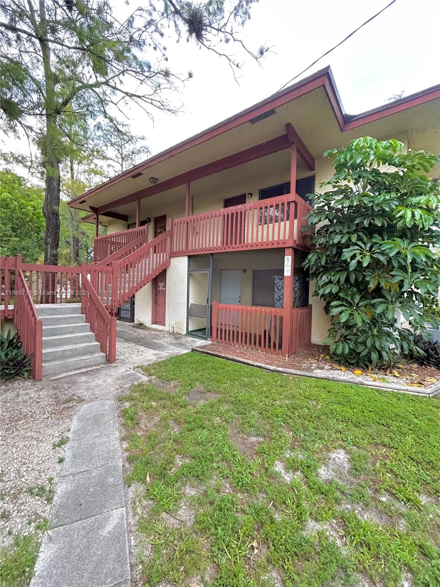 2010 NW 43rd Ter #6