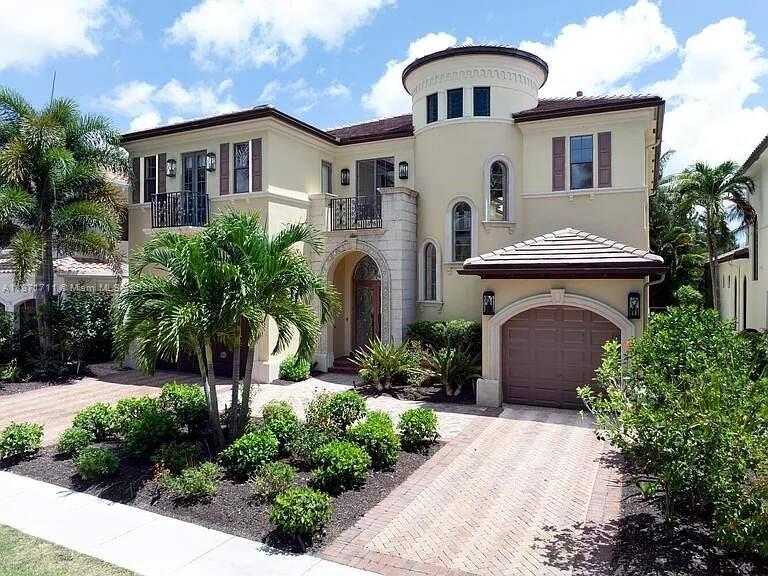 17838 Monte Vis Dr