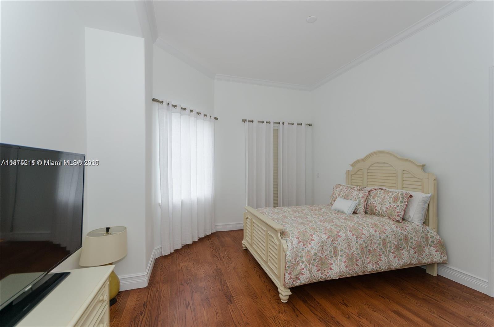 3283 NE 171st St North Miami Beach, FL 33160