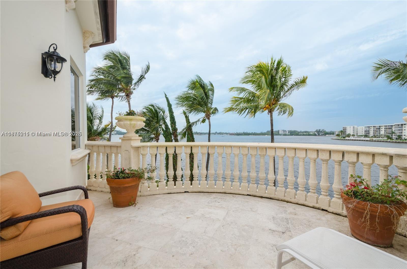 3283 NE 171st St North Miami Beach, FL 33160