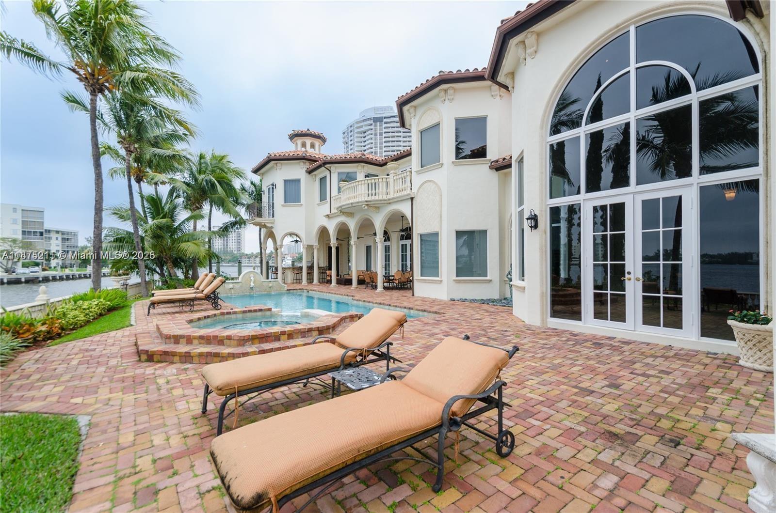 3283 NE 171st St North Miami Beach, FL 33160