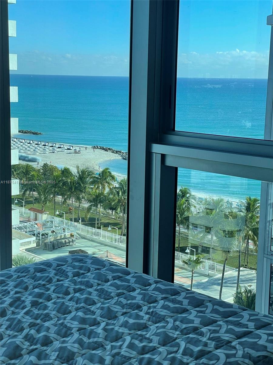 2655 Collins Ave #1407