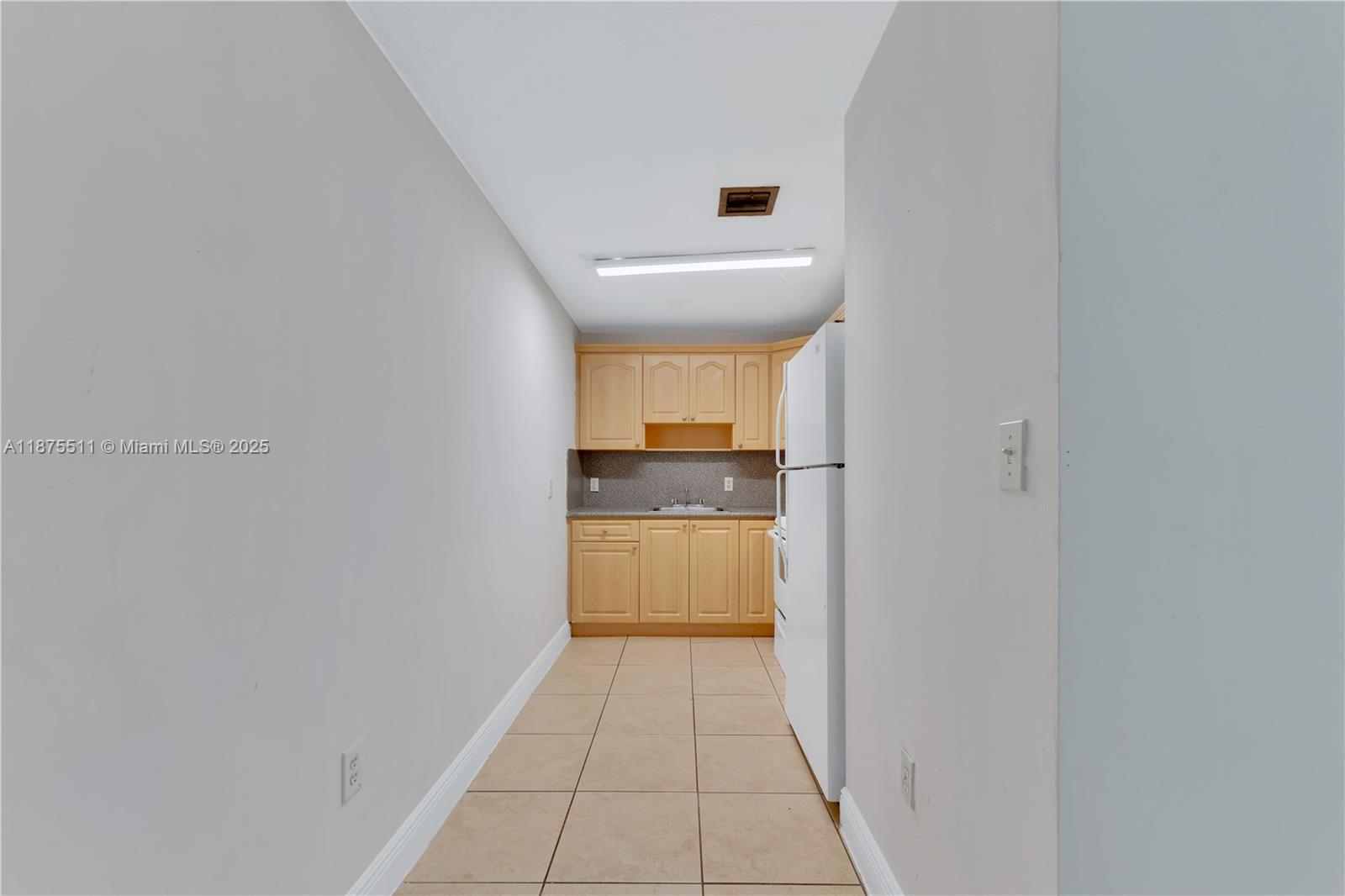 2185 NW 16th Ter #19