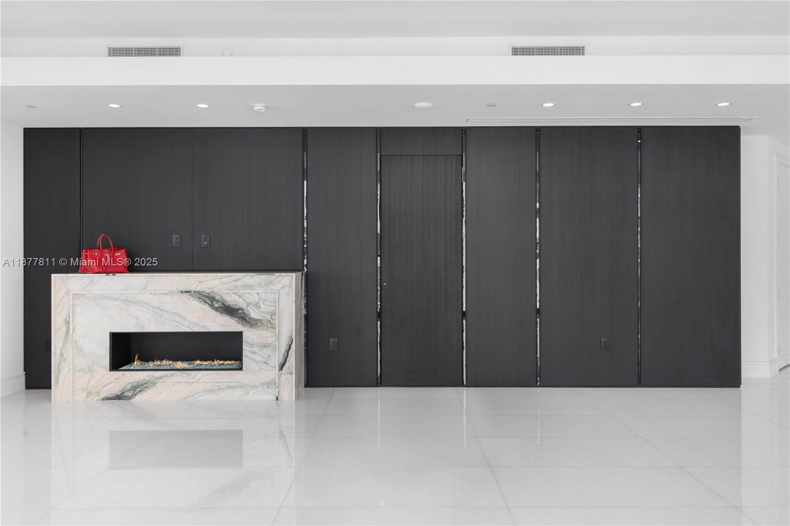 17975 Collins Ave #N-1802 Sunny Isles Beach, FL 33160