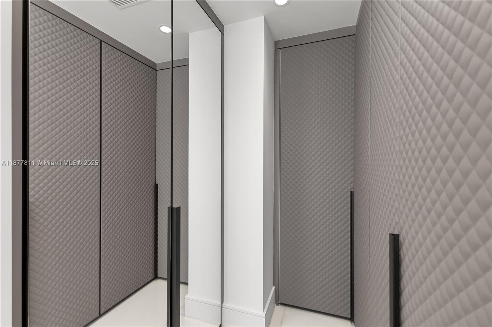 17975 Collins Ave #N-1802 Sunny Isles Beach, FL 33160