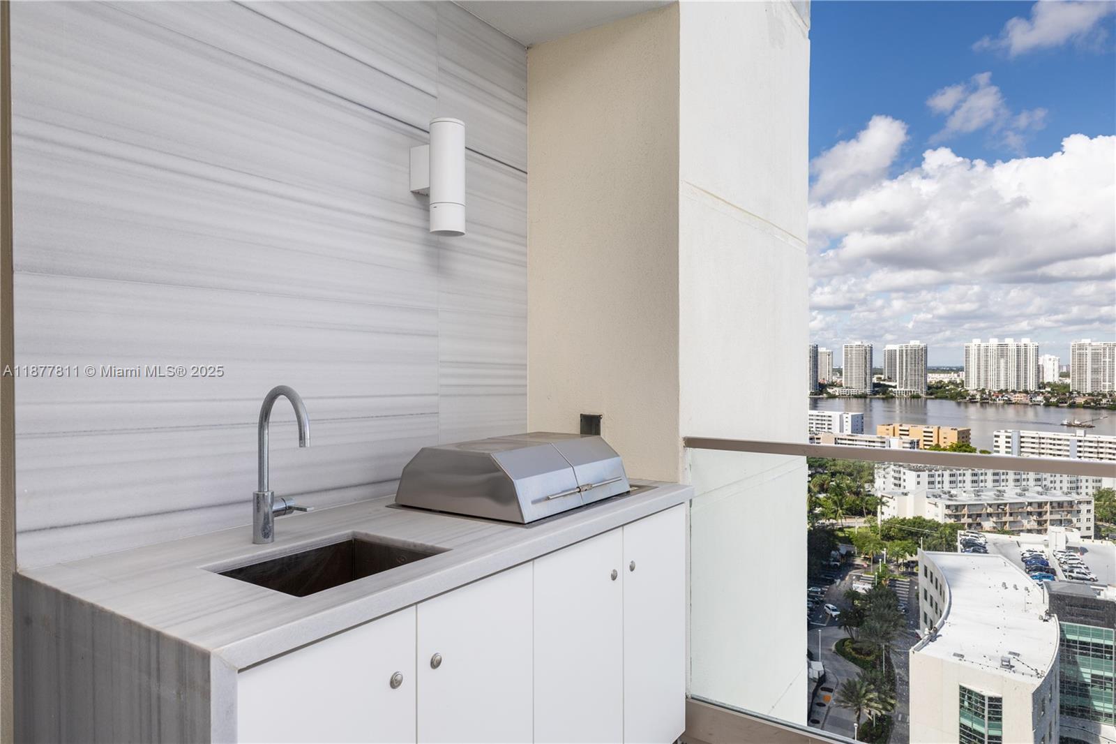 17975 Collins Ave #N-1802 Sunny Isles Beach, FL 33160