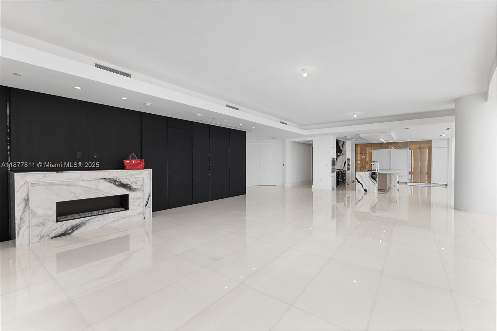 17975 Collins Ave #N-1802 Sunny Isles Beach, FL 33160