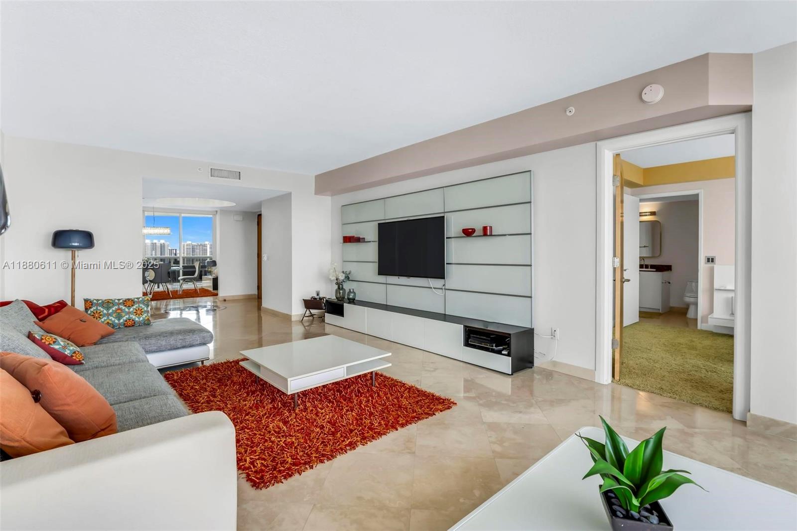 image The Pinnacle Condo10