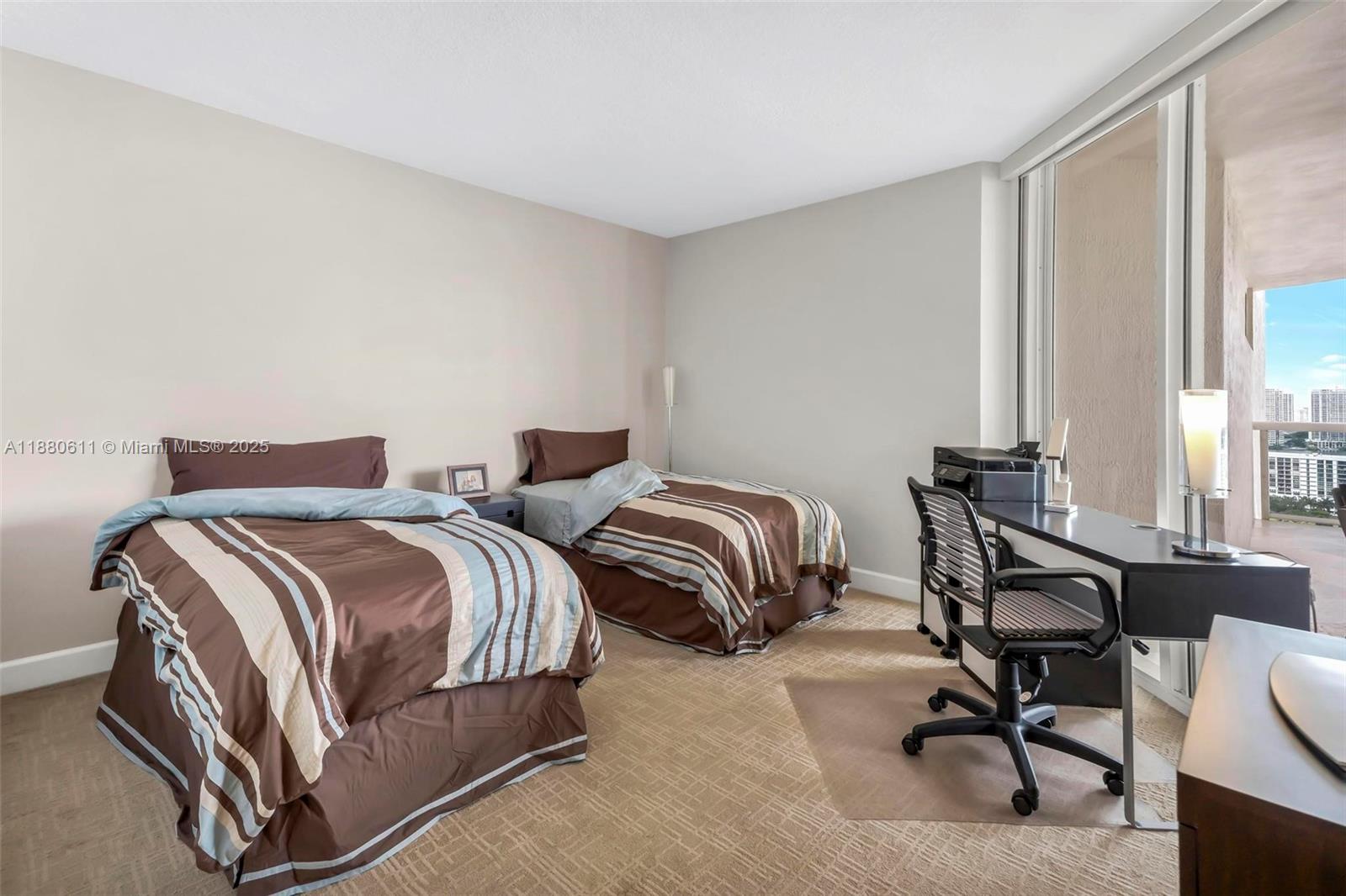 image The Pinnacle Condo36