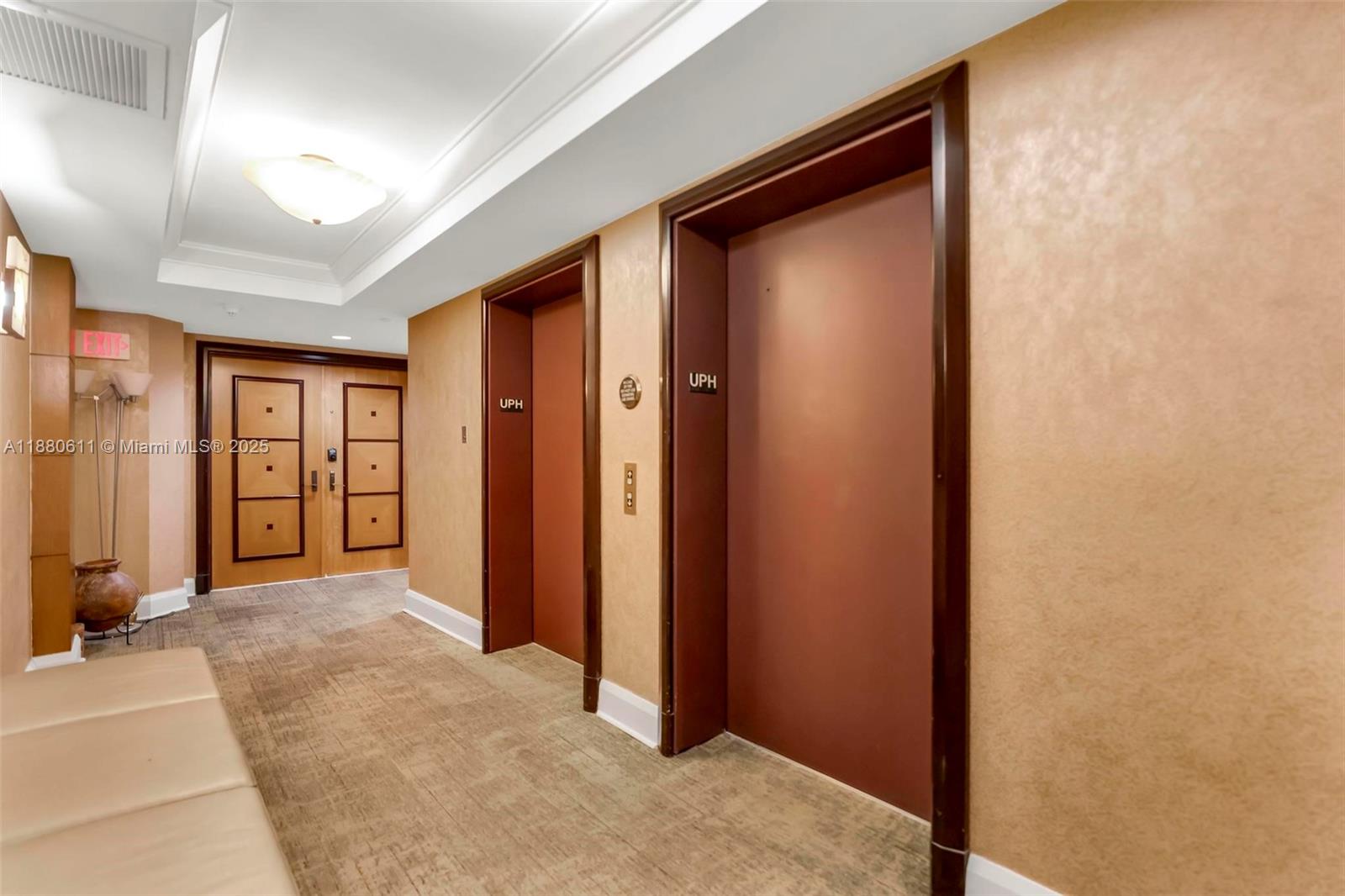 image The Pinnacle Condo40