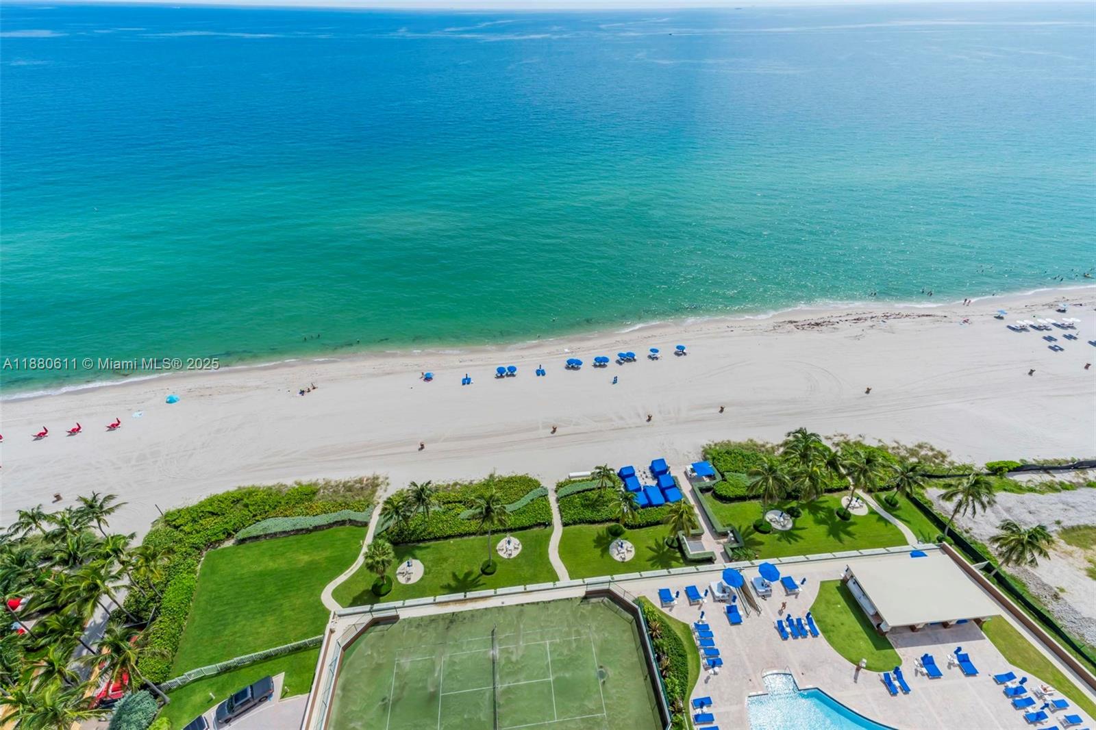 image The Pinnacle Condo49