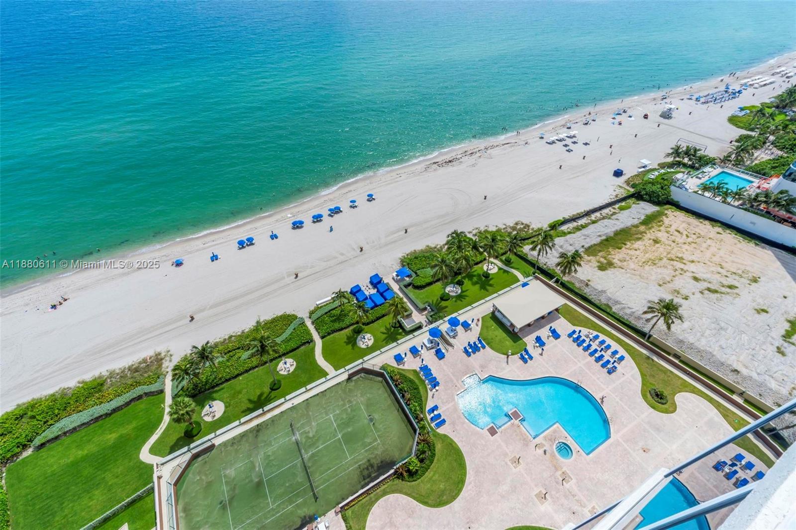 image The Pinnacle Condo50