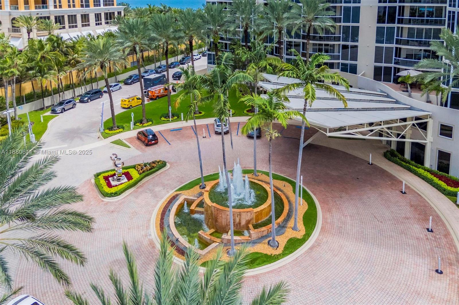 image The Pinnacle Condo55