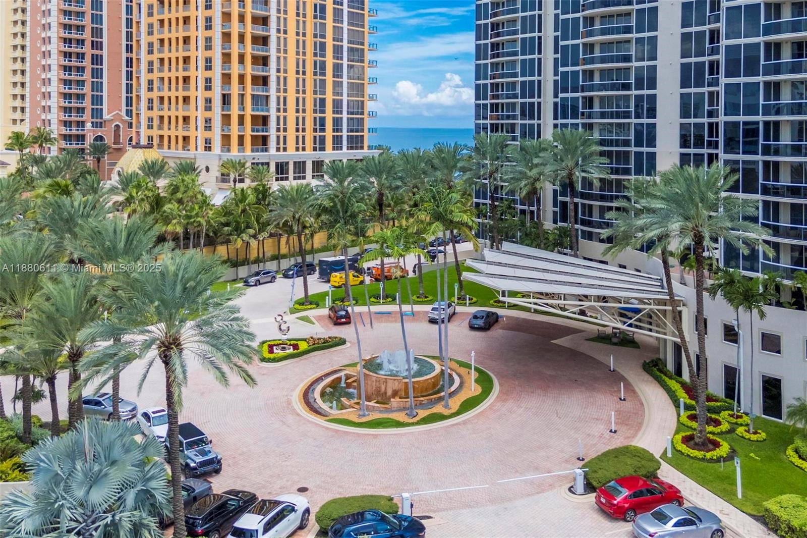 image The Pinnacle Condo56