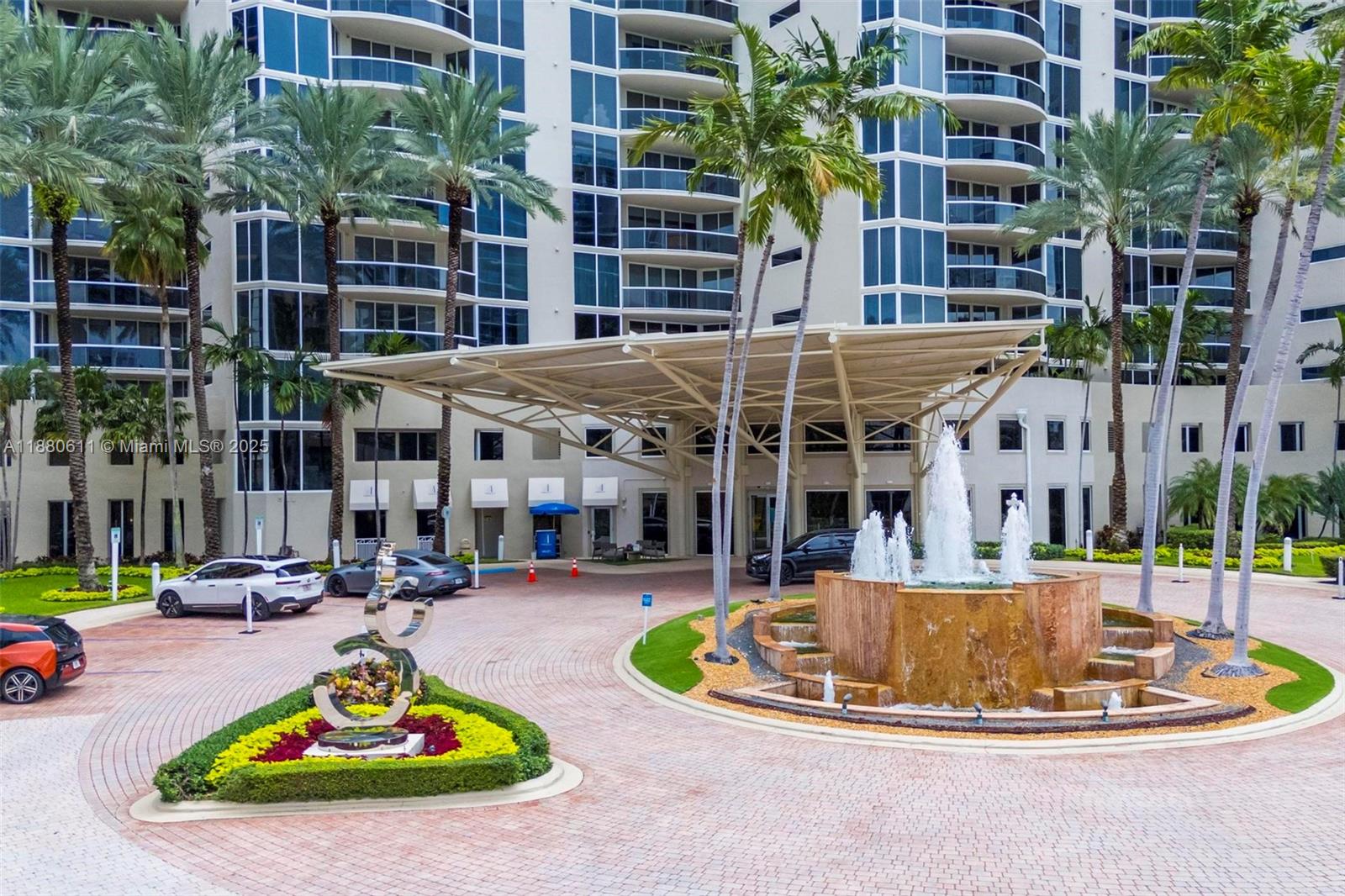 image The Pinnacle Condo58