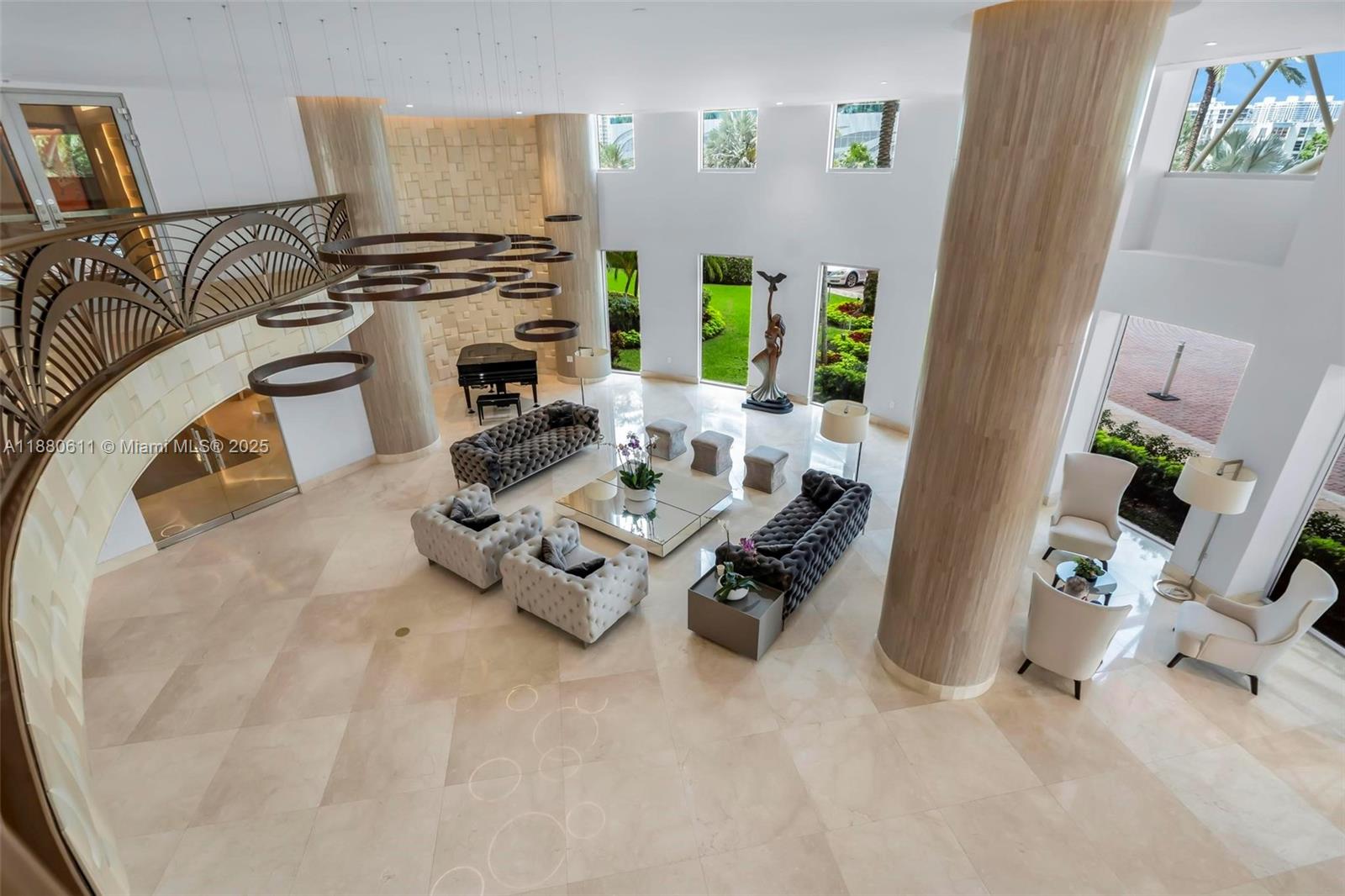 image The Pinnacle Condo75