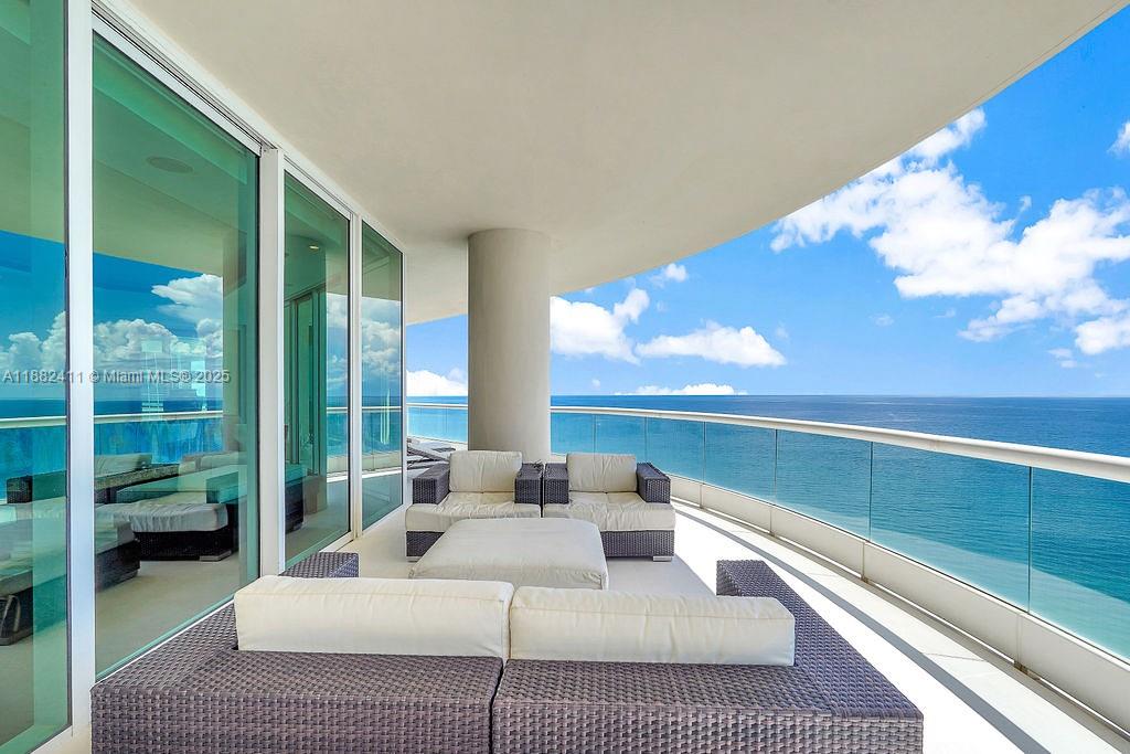 image Turnberry Ocean Colony11
