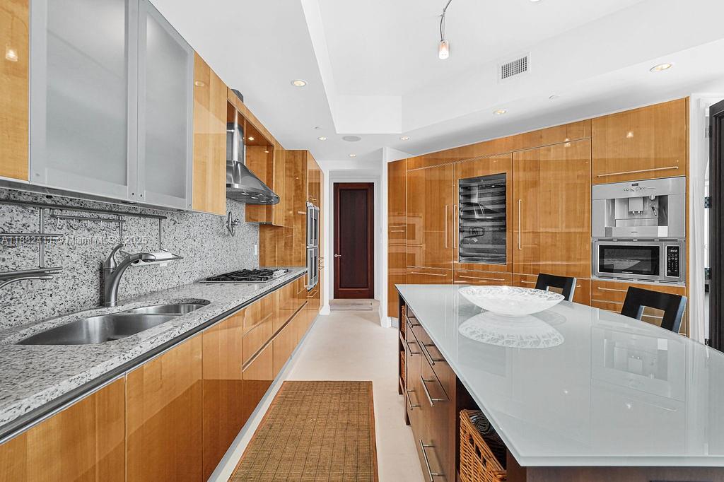 image Turnberry Ocean Colony22