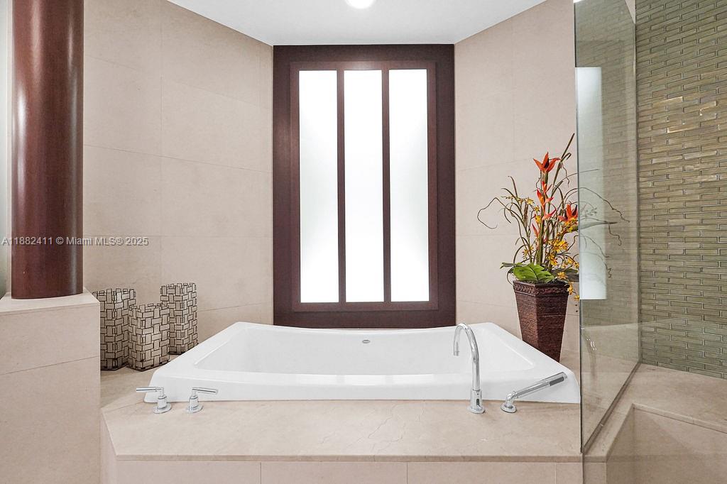 image Turnberry Ocean Colony41