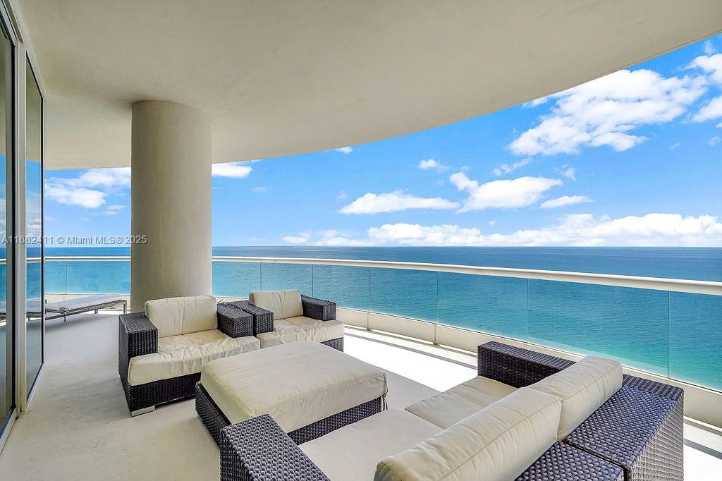 image Turnberry Ocean Colony5