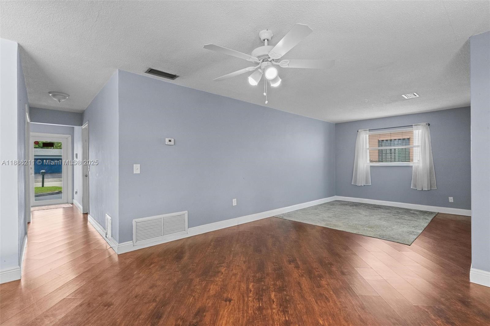 2600 NW 105th Ln,Sunrise, FL 33322