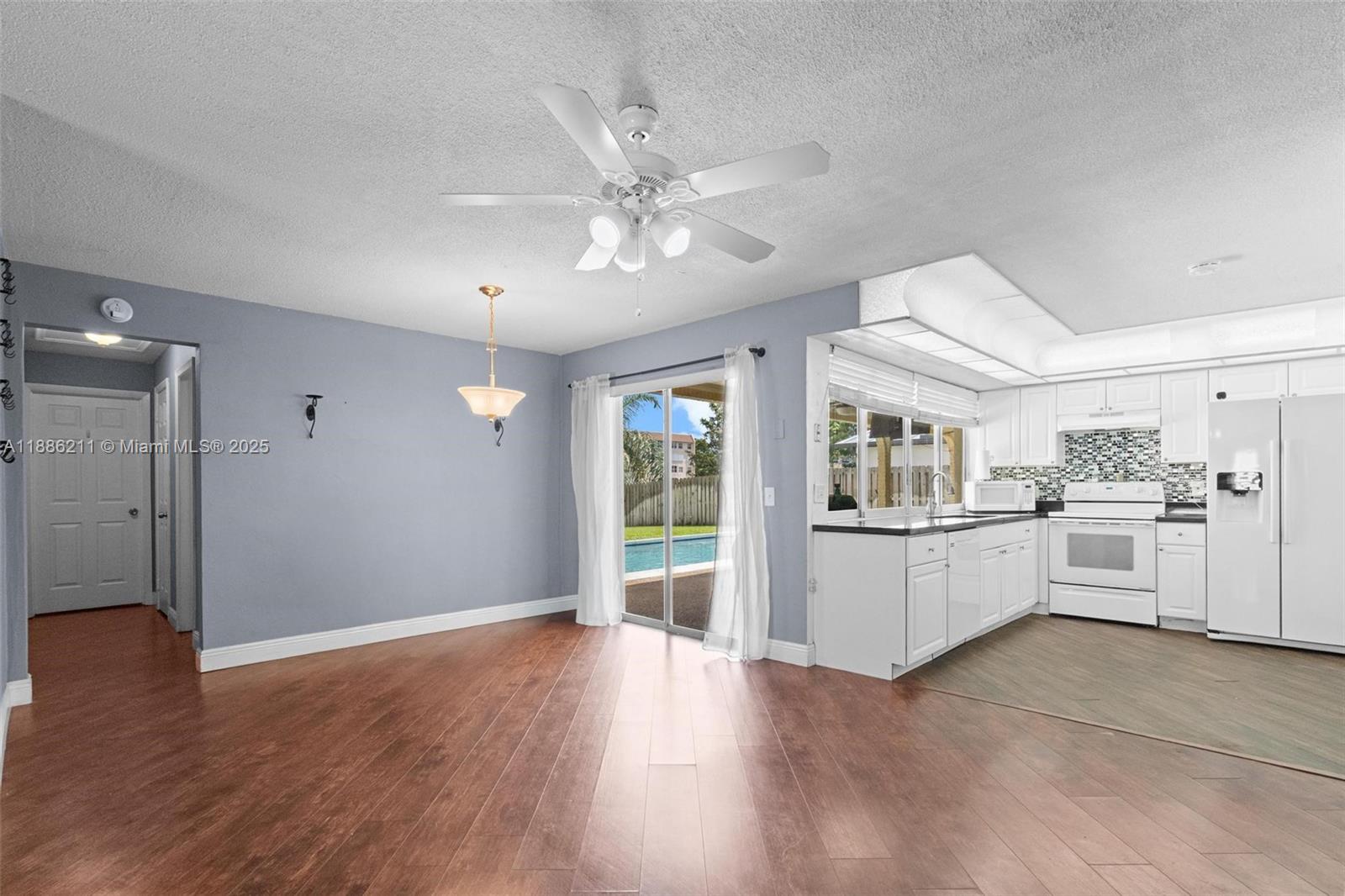 2600 NW 105th Ln,Sunrise, FL 33322