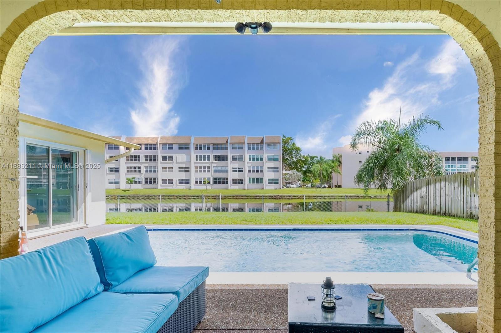 2600 NW 105th Ln,Sunrise, FL 33322