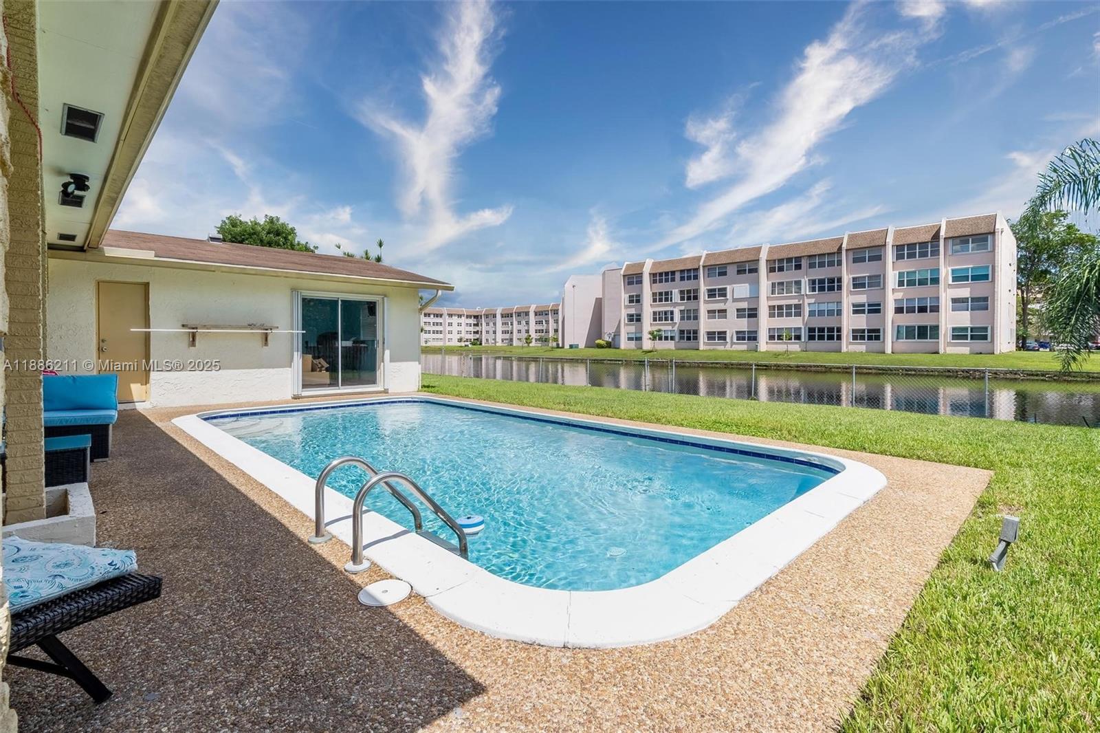 2600 NW 105th Ln,Sunrise, FL 33322