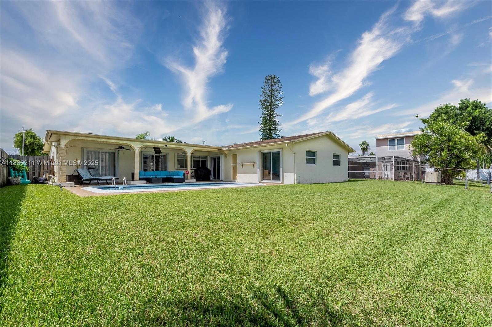 2600 NW 105th Ln,Sunrise, FL 33322