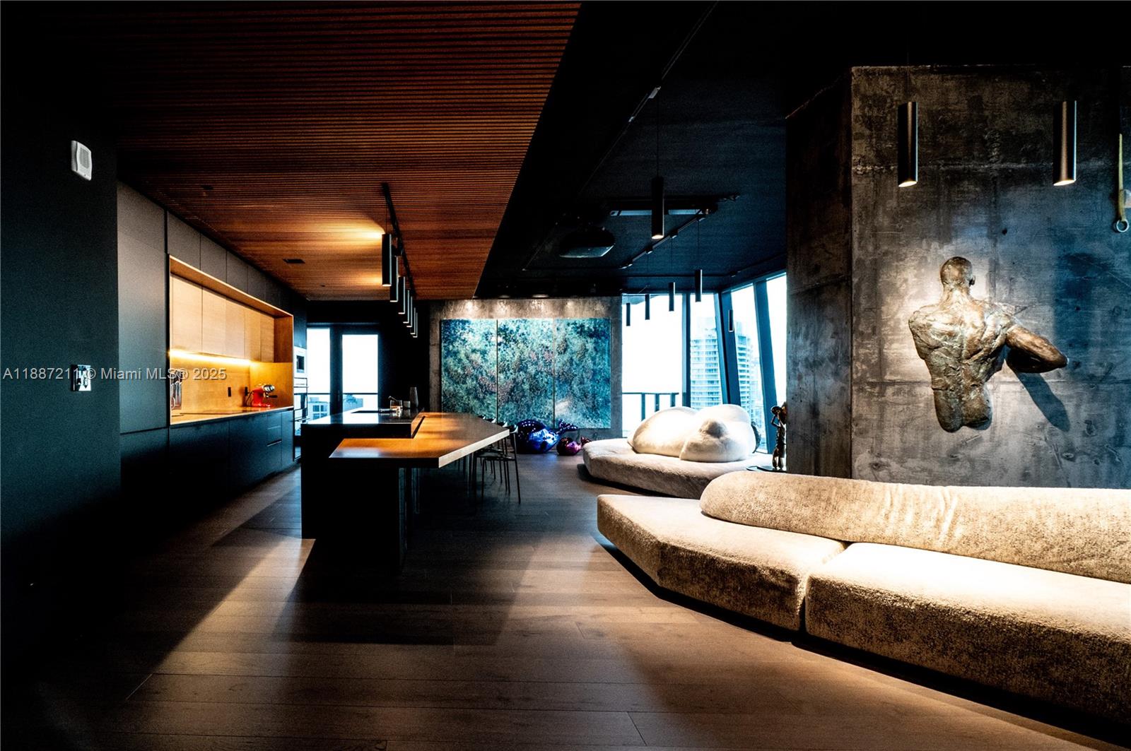image Echo Brickell10