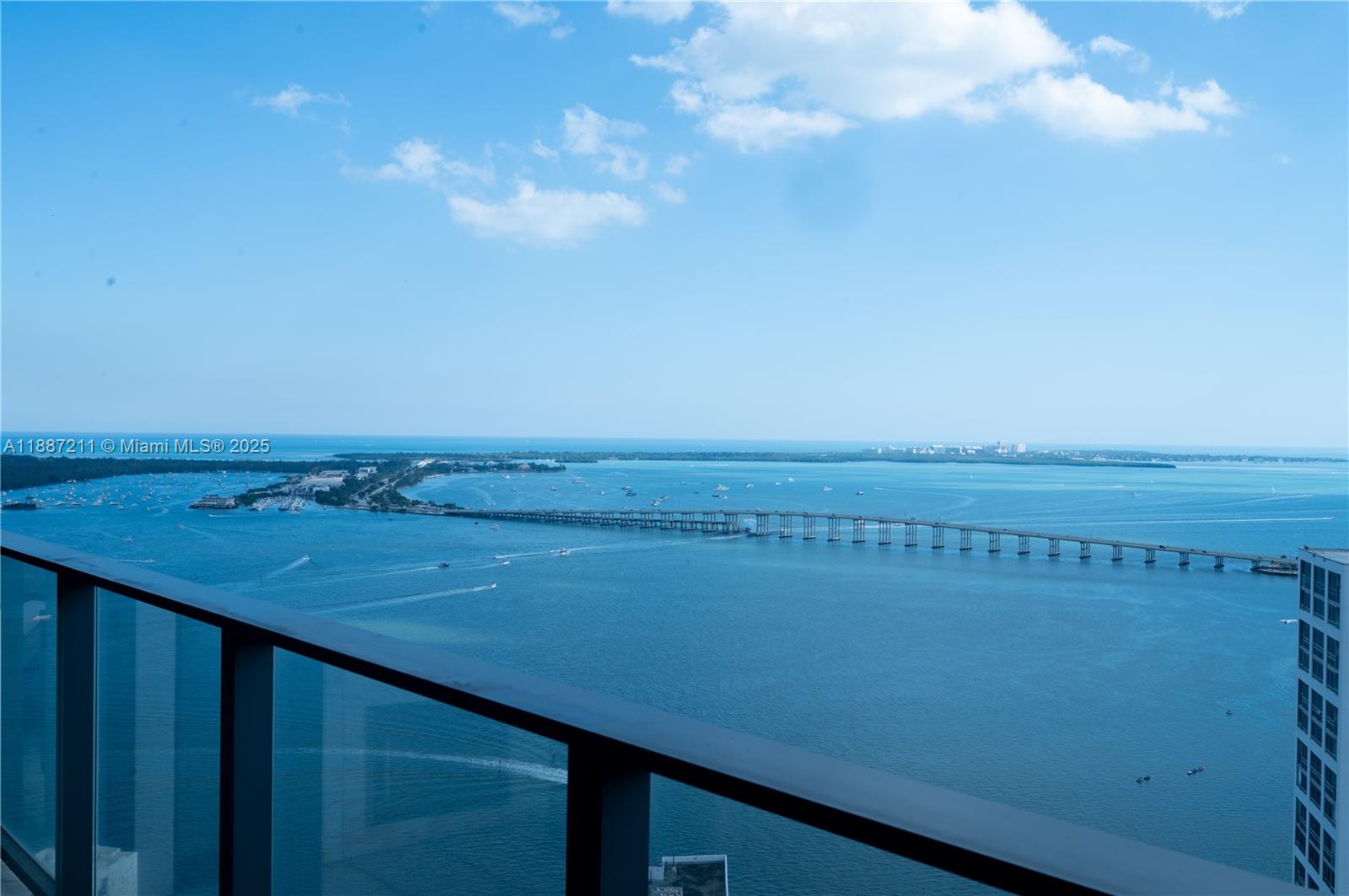 image Echo Brickell13