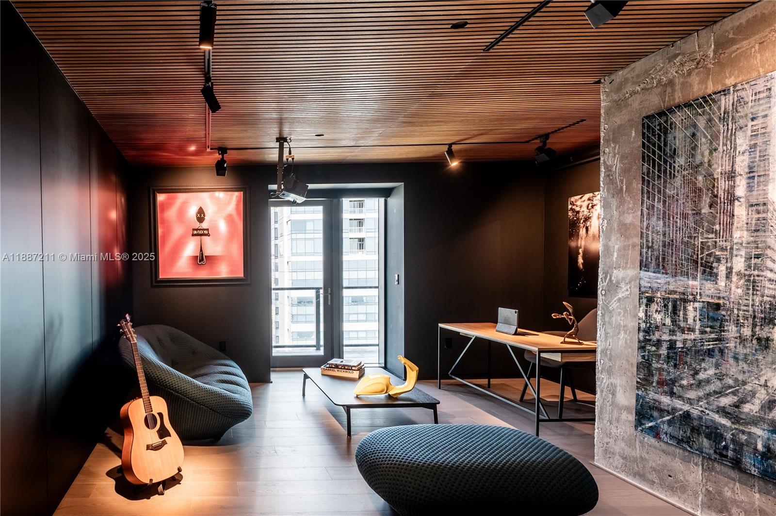 image Echo Brickell31