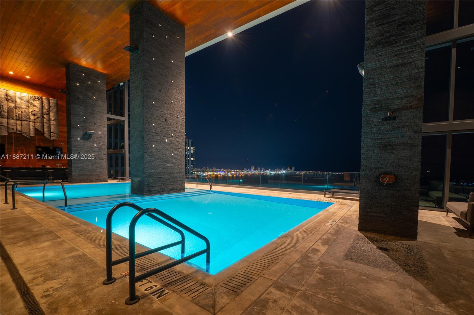 image Echo Brickell36