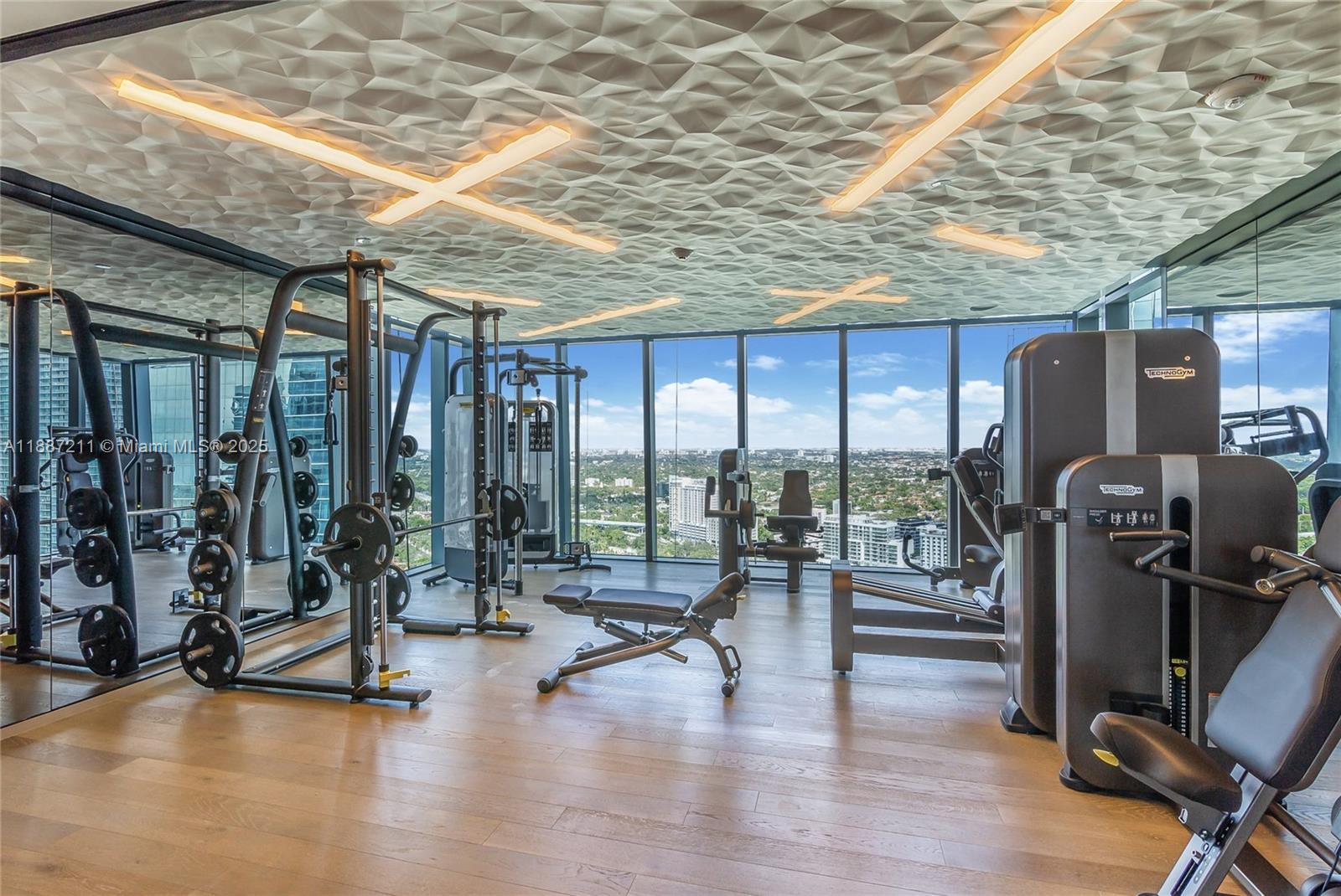 image Echo Brickell37