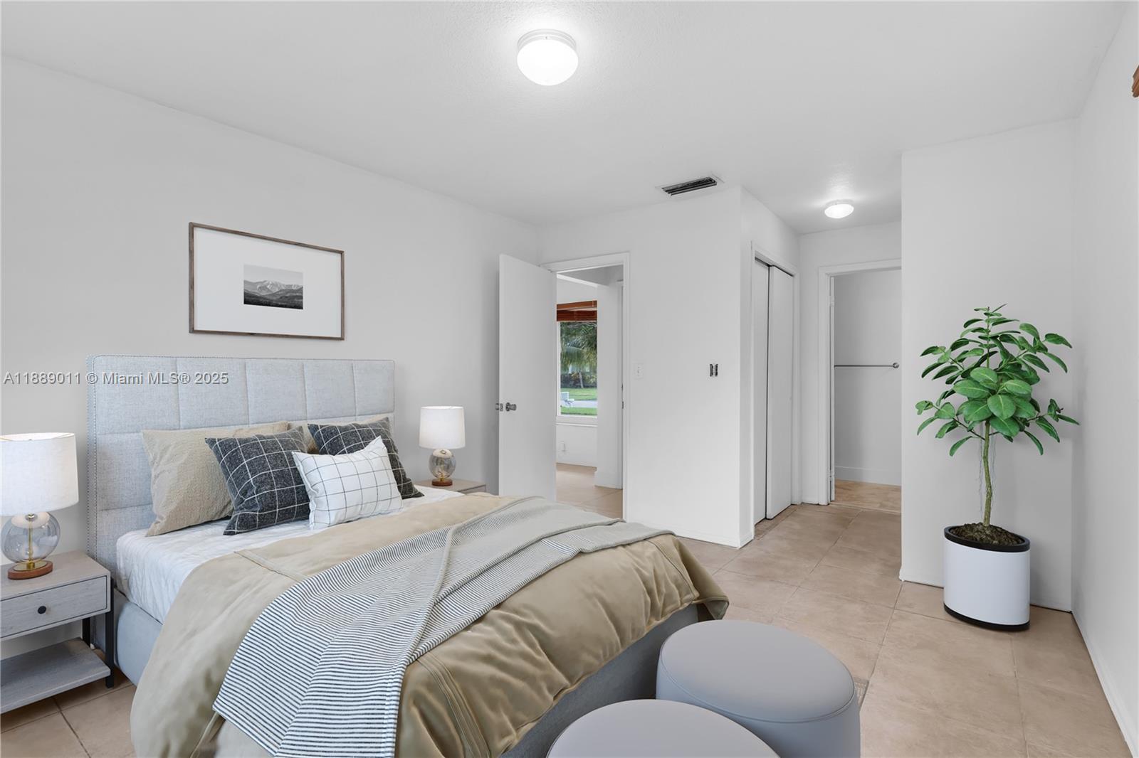 8310 NW 26th St Sunrise, FL 33322