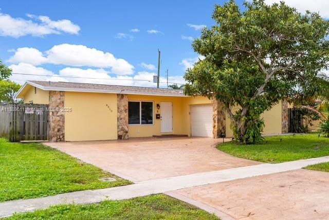 8310 NW 26th St Sunrise, FL 33322